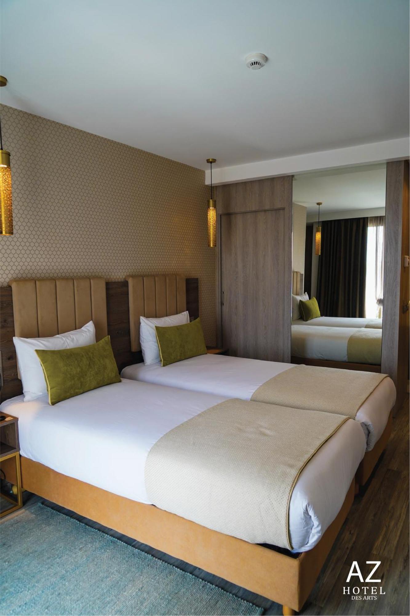 Az Hotel Des Arts Рабат Екстериор снимка
