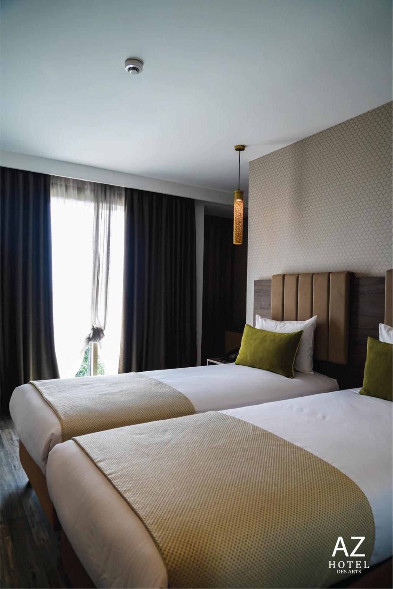 Az Hotel Des Arts Рабат Екстериор снимка