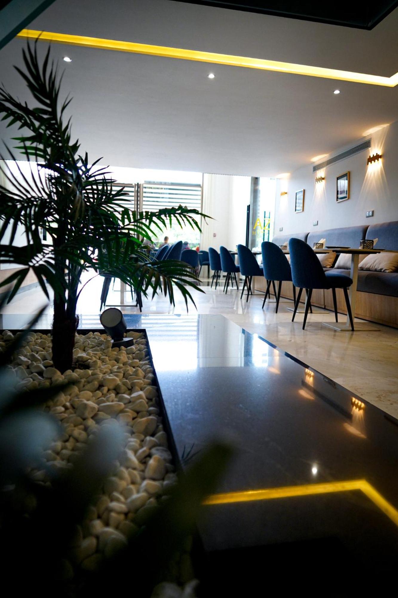 Az Hotel Des Arts Рабат Екстериор снимка
